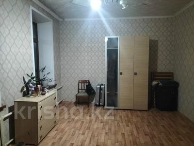 5-комнатная квартира · 120 м² · 2/2 этаж, Центральная 2 за 20.5 млн ₸ в Семее