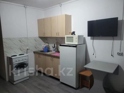 1-бөлмелі пәтер · 18 м² · 5/5 қабат, Набережная 33, бағасы: 3.8 млн ₸ в Аксу