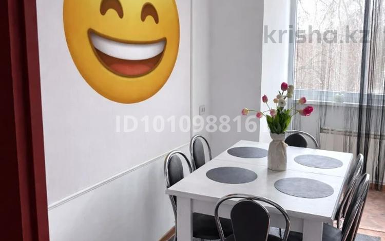 2-комнатная квартира · 56.6 м² · 4/5 этаж, мкр Шанхай 113 за 13 млн ₸ в Актобе — фото 2