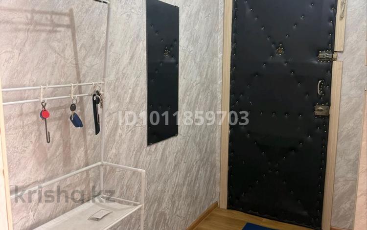 1-комнатная квартира · 30 м² · 2/5 этаж, ул. Бажова 333 за 12 млн ₸ в Усть-Каменогорске, Ульбинский — фото 2