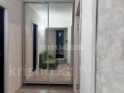 1-комнатная квартира · 42 м² · 4/5 этаж, Майкудук, Мкр Голубые пруды 7 за 16.9 млн ₸ в Караганде, Алихана Бокейханова р-н