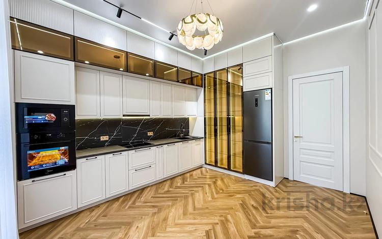 2-комнатная квартира · 90.8 м² · 9/9 этаж, Егизбаева 9/5 за 120 млн ₸ в Алматы, Бостандыкский р-н — фото 19