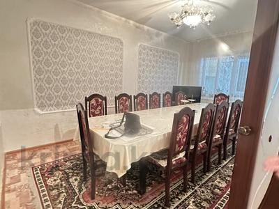 4-бөлмелі пәтер · 86 м² · 4/5 қабат, мкр Самал, 7 мкр Самал 44 — Молочная кухня, бағасы: 19.8 млн 〒 в Таразе