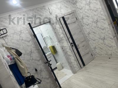 1-бөлмелі пәтер · 50.7 м² · 8/9 қабат, Самал 114, бағасы: 19 млн ₸ в Уральске