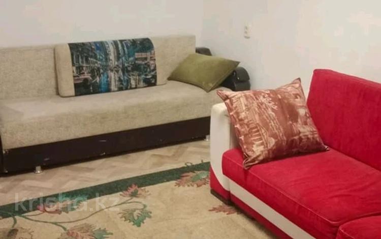 1-комнатная квартира · 32 м² · 2/5 этаж, мкр 8, Пр-кт Абулхаир хана 84 за 100 000 ₸ в Актобе — фото 2