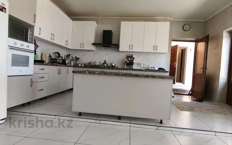 Жеке үй · 5 бөлме · 140 м² · 13.67 сот., Мкр.Заря Востока, бағасы: 150 млн ₸ в Алматы, Алатауский р-н — фото 2
