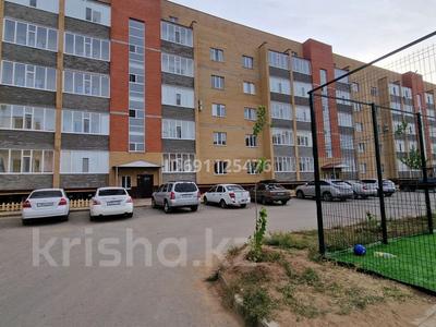 3-комнатная квартира · 110 м² · 2/5 этаж, мкр. Алтын орда, Мкрн Батыс-2 29Б/2 — Дом находится за автоцоном. за 35 млн ₸ в Актобе