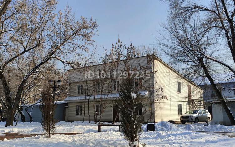 Отдельный дом · 8 комнат · 380 м² · 1.2 сот., мкр №1 11б за 130 млн ₸ в Алматы, Ауэзовский р-н — фото 2