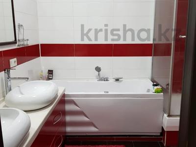 3-комнатная квартира · 120 м² · 9/10 этаж, исаева за 95 млн ₸ в Алматы, Алмалинский р-н