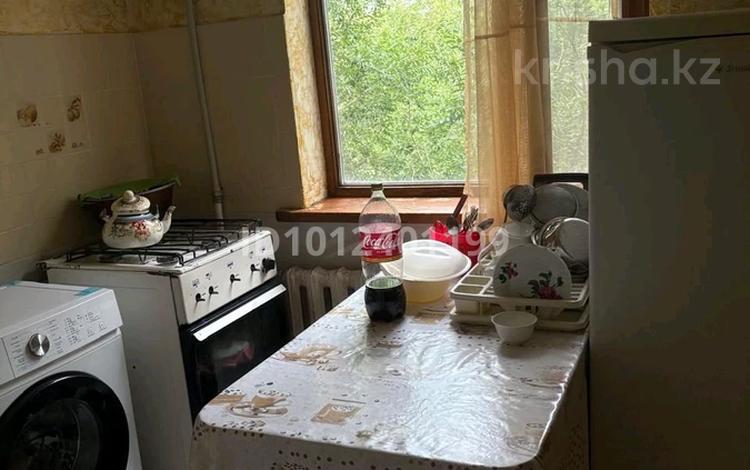 2-бөлмелі пәтер · 45 м² · 4/5 қабат, Мкр. Каратау, бағасы: 110 000 ₸ в Таразе — фото 2