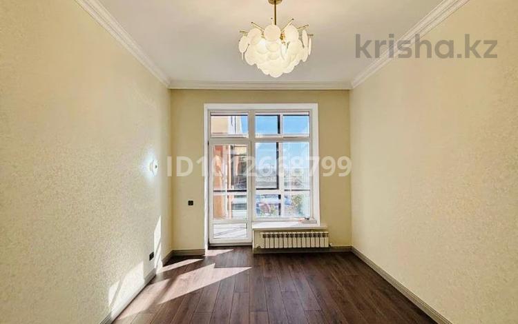 3-бөлмелі пәтер · 110 м² · 6/7 қабат, Кабанбай батыра 75а, бағасы: ~ 41.5 млн ₸ в Астане, Есильский р-н — фото 21