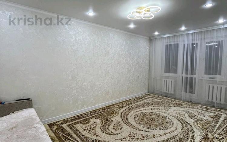 2-бөлмелі пәтер · 45 м² · 4/5 қабат, Хиуаз Доспанова 69, бағасы: 16 млн ₸ в Уральске — фото 2