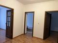 3-комнатная квартира, 90 м², 1/5 этаж помесячно, Сатпаева 21А за 230 000 〒 в Атырау — фото 4