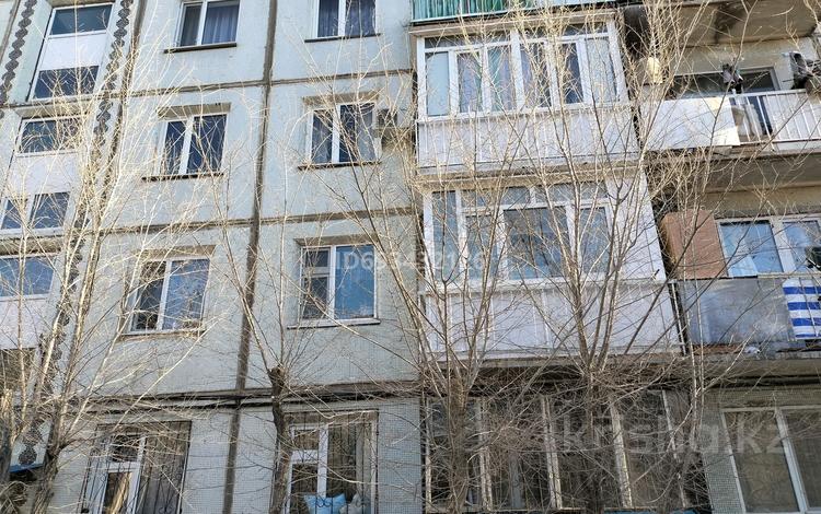 3-комнатная квартира, 62 м², 3/5 этаж, Мухамеджанова 19 за 16 млн 〒 в Балхаше — фото 2