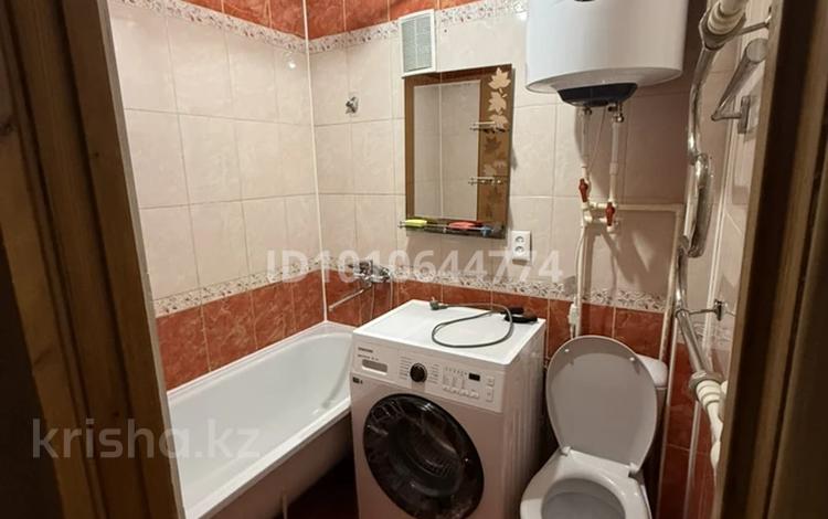 2-комнатная квартира · 33.3 м² · 9/9 этаж, мкр Новый Город, Нуркен Абдирова 26 за 150 000 ₸ в Караганде, Казыбек би р-н — фото 2
