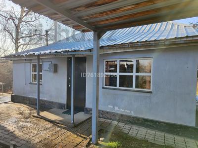 Отдельный дом · 5 комнат · 66 м² · 6 сот., Воронежская 19 за 40 млн 〒 в Алматы, Жетысуский р-н