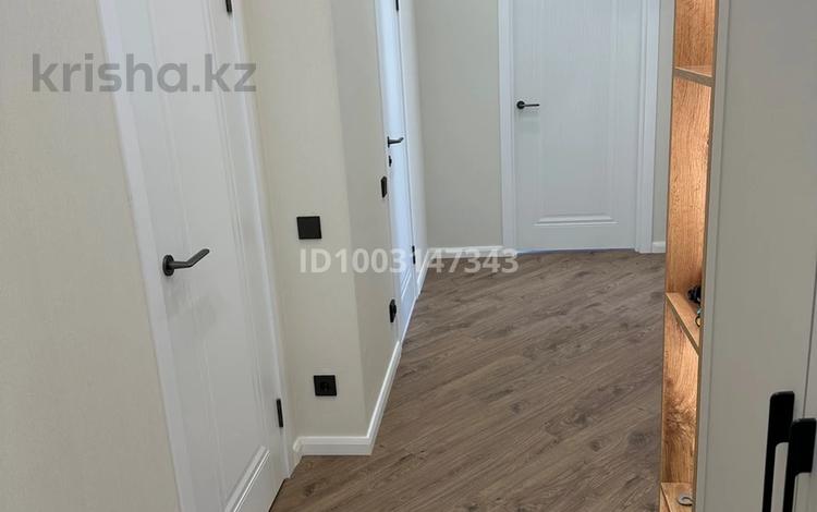 3-комнатная квартира · 61 м² · 10/14 этаж, Байтурсынова 30/1 — А426 за 48 млн ₸ в Астане, Алматы р-н — фото 2