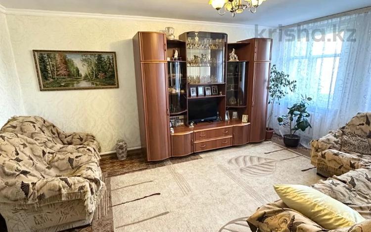 Часть дома · 5 комнат · 87 м² · 10 сот., Байтерек за 18 млн 〒 в Караоткеле — фото 3