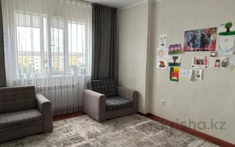 3-бөлмелі пәтер · 83.6 м² · 5/5 қабат, Нұрсая ш/а. 84, бағасы: 25 млн ₸ в Атырау, мкр Нурсая — фото 2
