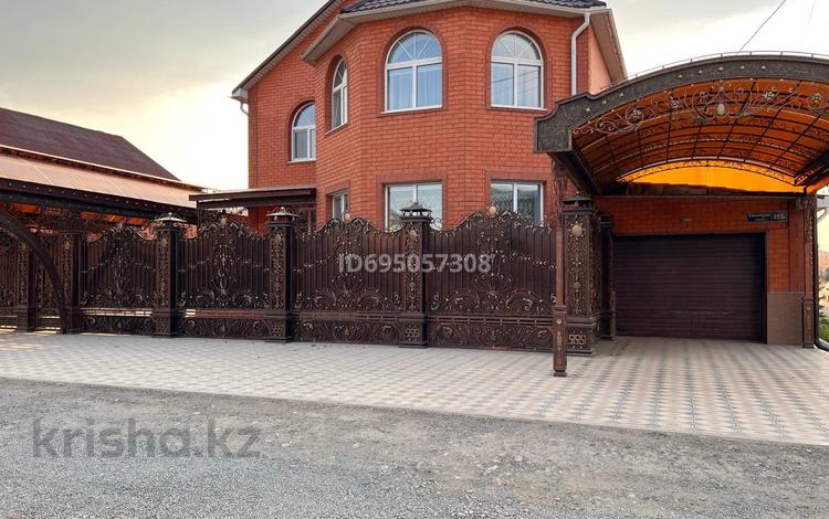 Отдельный дом · 4 комнаты · 320 м² · 15 сот., Кажимукана 85б — Нурпеисова за 130 млн ₸ в Кокшетау — фото 15