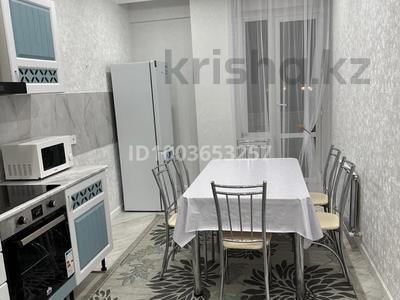 2-бөлмелі пәтер · 80 м² · 5/8 қабат, Сыганак 33, бағасы: 300 000 〒 в Астане, Есильский р-н