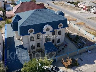 Отдельный дом · 8 комнат · 806 м² · 12.15 сот., мкр Жеруйык, Каленова 6 — Возле учебного центра NCOC за 170 млн 〒 в Атырау