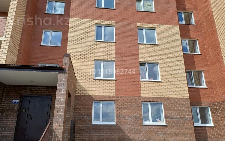 3-бөлмелі пәтер · 81 м² · 2/9 қабат, Крепостная 143 — Ауэзова Крепостная, бағасы: 31.4 млн ₸ в Петропавловске — фото 19