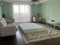 3-бөлмелі пәтер, 100 м², 7/10 қабат ай сайын, Ибраева 145, бағасы: 400 000 〒 в Семее — фото 2