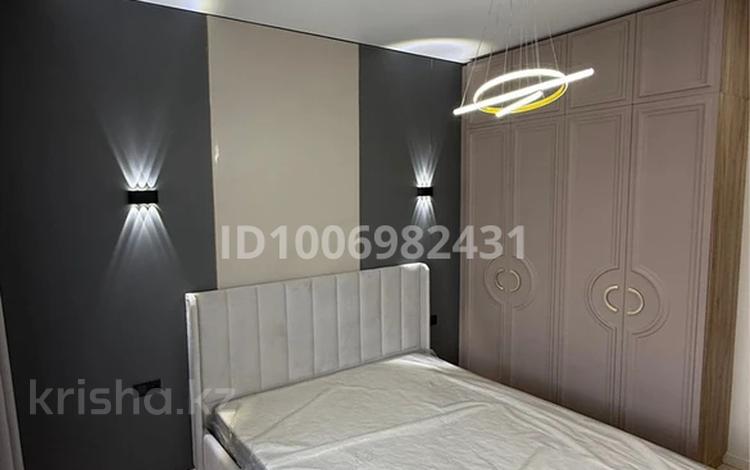 1-бөлмелі пәтер · 41 м² · 12/12 қабат, Жубан Молдагалиев 7 — Район Ханшатыр, бағасы: 280 000 〒 в Астане, Нура р-н — фото 2