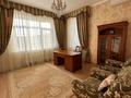 7-комнатный дом помесячно, 482.3 м², 8 сот., Мкр Каспий 20 за 900 000 〒 в Атырау — фото 7