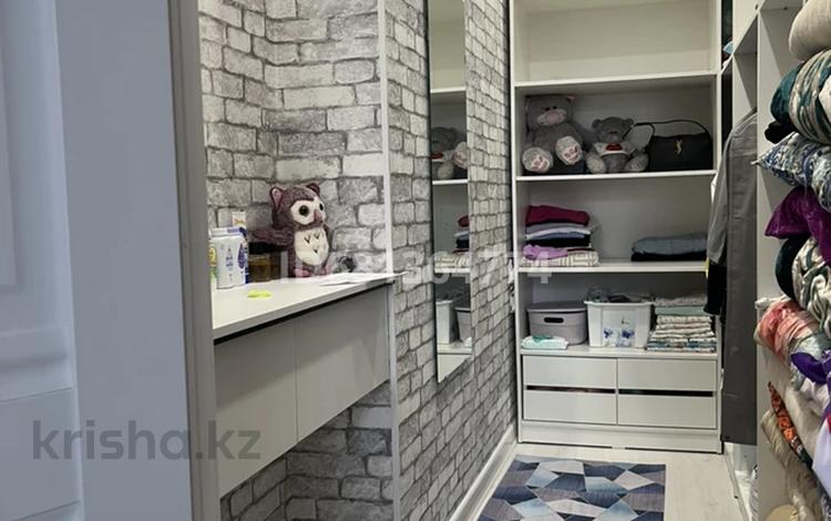 2-бөлмелі пәтер · 70 м² · 5/10 қабат, 20-й мкр 12, бағасы: 27 млн ₸ в Актау — фото 2
