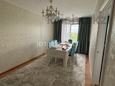 3-комнатная квартира · 64.1 м² · 2/5 этаж, мкр Юго-Восток, Мкр Гульдер 1 80 — Муканова-Шахтеров за 29.8 млн 〒 в Караганде, Казыбек би р-н