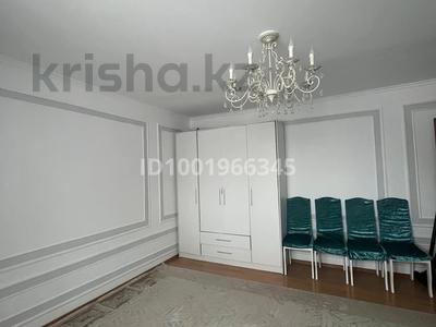 3-бөлмелі пәтер · 64.1 м² · 2/5 қабат, мкр Юго-Восток, Мкр Гульдер 1 80 — Муканова-Шахтеров, бағасы: 29.8 млн ₸ в Караганде, Казыбек би р-н