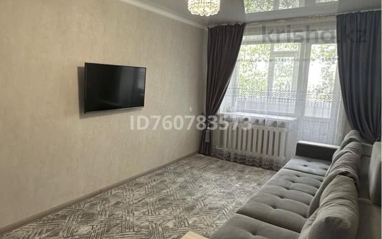 2-комнатная квартира · 50 м² · 3/5 этаж, Скаткова 127 за 12 000 〒 в  — фото 2