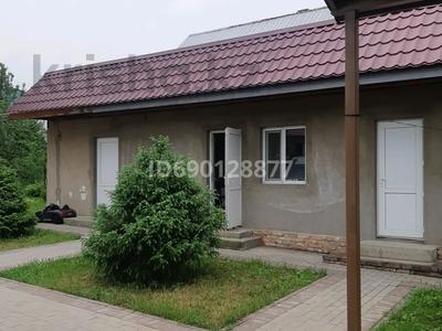 Отдельный дом · 7 комнат · 240 м² · 8 сот., мкр Калкаман-2, Мкр Калкаман-2 Нурпеисова 143 за 200 млн ₸ в Алматы, Наурызбайский р-н