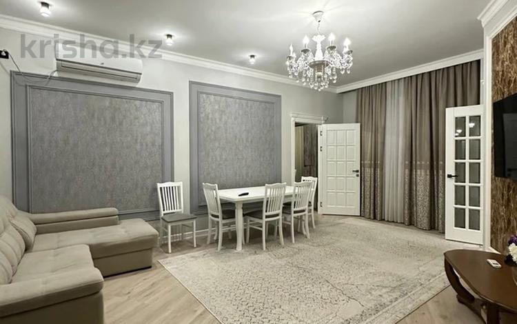 3-комнатная квартира · 100 м² · 4/12 этаж, Кунаева 79 за 500 000 ₸ в Шымкенте, Аль-Фарабийский р-н — фото 13