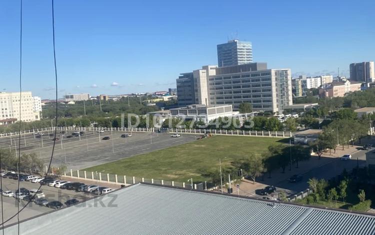 2-бөлмелі пәтер · 65 м² · 8/9 қабат, мкр Сары Арка 40 — Кулманова-Молдагулова, бағасы: 280 000 ₸ в Атырау — фото 2