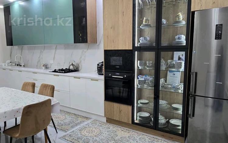 4-комнатная квартира · 141 м² · 1/10 этаж, 18А мкр 5 за 67 млн ₸ в Актау — фото 2