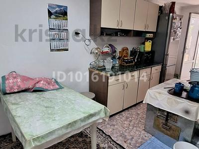 1-комнатная квартира · 36 м² · 1/2 этаж, Кабанбай 18 — На против Магазин Асыл-Маржана за 200 000 ₸ в 