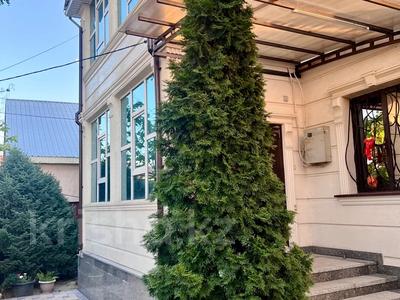 Отдельный дом · 7 комнат · 410.1 м² · 10 сот., мкр Калкаман-2, Нурпеисова 50 за ~ 200 млн ₸ в Алматы, Наурызбайский р-н