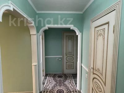 3-бөлмелі пәтер · 70 м² · 2/5 қабат, мкр Мамыр-2 8, бағасы: 48 млн ₸ в Алматы, Ауэзовский р-н