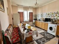 2-комнатная квартира, 70 м², 10/10 этаж, мкр Акбулак за 25.5 млн 〒 в Алматы, Алатауский р-н