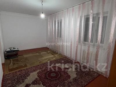 1-комнатная квартира · 80 м², Касым хан 45 за 100 000 ₸ в Актобе, мкр Москва