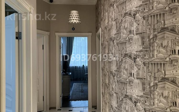 4-комнатная квартира · 104 м² · 1/8 этаж, Омаровой за 680 000 ₸ в Алматы, Медеуский р-н — фото 2