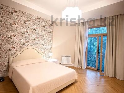 5-бөлмелі пәтер · 220 м² · 4/10 қабат, Рубинштейна, бағасы: 2.5 млн ₸ в Алматы, Медеуский р-н