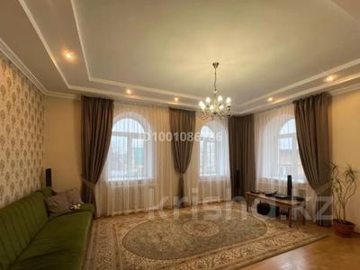 Отдельный дом · 6 комнат · 300 м² · 6 сот., Степана Разина 41 за 84 млн 〒 в Караганде, Казыбек би р-н