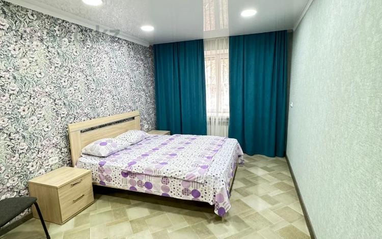 3-бөлмелі пәтер · 77 м² · 1/5 қабат, Славского 48, бағасы: 5 000 〒 в Усть-Каменогорске — фото 67