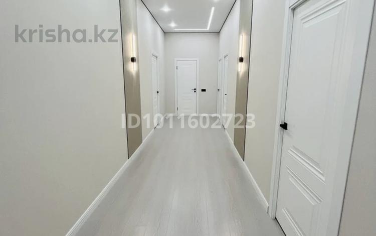 4-комнатная квартира · 130 м², 32В мкр 16 за 45 млн ₸ в Актау — фото 2