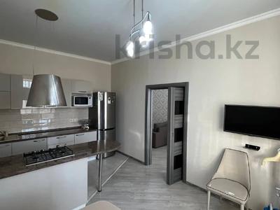 2-бөлмелі пәтер · 73 м² · 3/7 қабат, Назарбаева 233/3, бағасы: 250 000 ₸ в Уральске