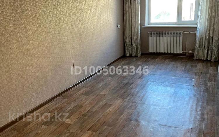 2-бөлмелі пәтер · 45 м² · 1/5 қабат, Ердена 179 — 4 школа, зал торжеств, бағасы: 9 млн ₸ в Сатпаев — фото 2